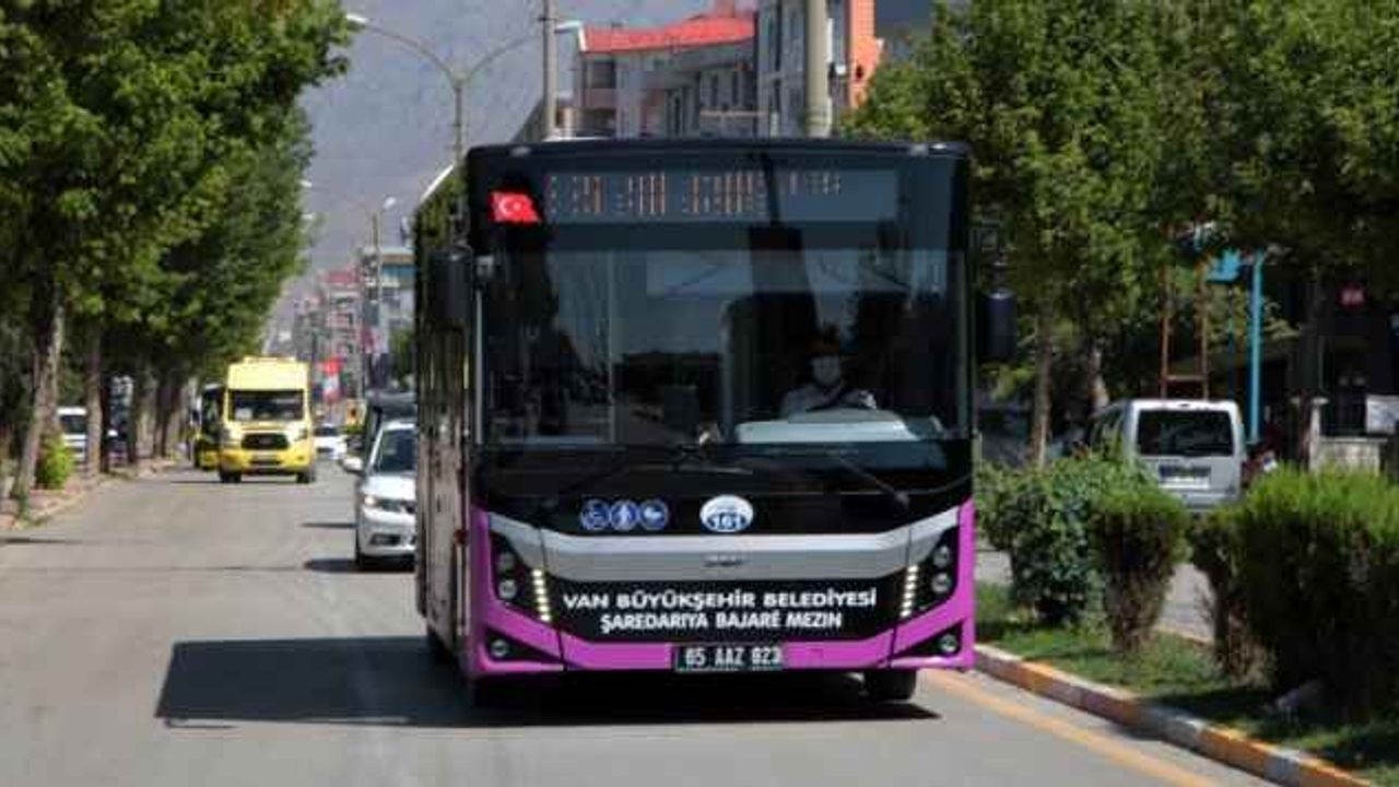 Van’da 21 yeni güzergaha ilk kez otobüs seferi verildi