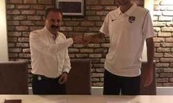 Bursaspor'lu oyuncu Vanspor'la Anlaştı!