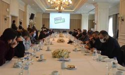 HDP VAN'DAKİ BASIN MENSUPLARI VE ENTELEKTÜELLERLE BİR ARAYA GELDİ