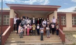 VANLI ÖĞRENCİLER TABLETLERİNE KAVUŞTU