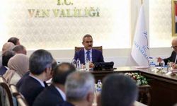 Bakan Özer’den Van'a 2,5 milyar liralık eğitim yatırımı müjdesi
