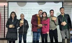 Özel bireyler şarkı söyleyip gösteri yaptı