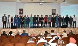 Depremin sağlık kahramanları afetzedelerin gönlüne dokundu