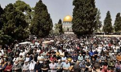 İşgal altındaki Kudüs'te Ramazan ayının üçüncü cuma namazı