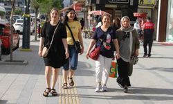 İranlılar Van'da ekonomiyi hareketlendiriyor