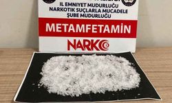 Polisin durdurduğu araçta metamfetamin ele geçirildi!