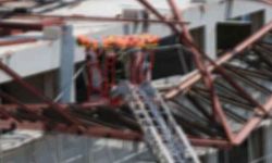 Spor salonunun çatısı çöktü: 11 ölü