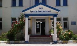 Van Umman’a açılıyor 
