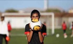 Belediyenin futbol takımında oynayan Vanlı Şilan artık milli takımda!