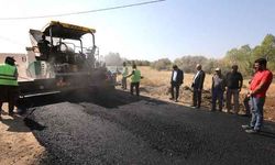 Tuşba'da yol bakım ve onarım çalışmaları hız kazandı