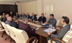 Hakkari'de muhtarlarla bir araya geldi!