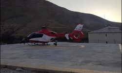 Bahçesaray'da Yüksekten Düşen 4 Yaşındaki Çocuk Helikopter Ambulans ile Van'a Sevk Edildi