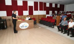 Büyükşehir Belediyesi ilaçlama çalışanlarına seminer verdi