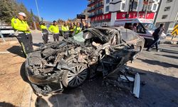 Antalya-Isparta yolu üzerinde feci kaza: 2 ölü, 6 ağır yaralı