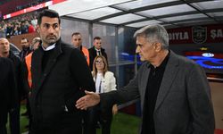 Şenol Güneş ve Volkan Demirel Arasında Dikkat Çeken An