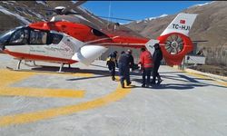 Van’a ambulans helikopterle sağlık sevki