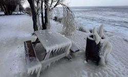 Van’ı buz kesti; Çaldıran’da hava 27 dereceyi gördü