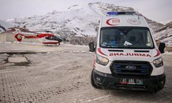 GİS Kanama Tanılı Hasta, Helikopter Ambulansla Van'a Sevk Edildi