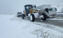 Tuşba Belediyesi Kırsalda Kışı Seferberlikle Aşıyor!