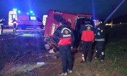 Son Dakika: Van'da Yolcu Otobüsü Takla Attı, Çok Sayıda Yaralı Var