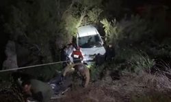 Hakkari’de araç Zap Suyu'na uçtu: 1 yaralı
