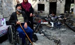 Engelli Baba Gözyaşlarıyla Anlattı: Evimiz Gözümün Önünde Yandı
