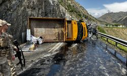 Hakkari-Van Karayolunda Trafik Kazası: 2 Yaralı