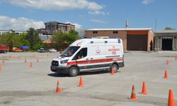 Muş'ta Düzenlenen Ambulans Sürüş Eğitimini Vanlı Ekip Üstlendi!