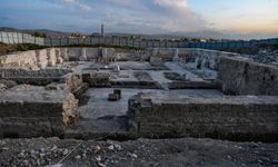 Eski Van Şehri’ndeki 750 Yıllık Ulu Cami’de Restorasyon Sürüyor