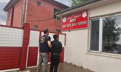 Cezaevi Firarisi Düğünde Saz Çalarken Yakalandı