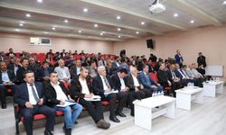 Van Büyükşehir Belediyesi mahalle muhtarları ile buluştu