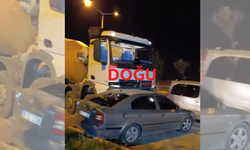 Van'da Feci Kaza: Beton Mikseri ile Otomobil Çarpıştı