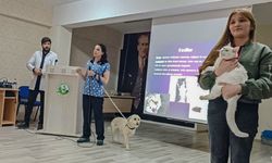Van'da Öğrencilere Sokak Hayvanları Semineri