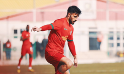 Amedspor'dan Erkan Sasa Hamlesi: Sözleşme Uzatıldı, Başka Takıma Kiralandı