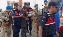Eşini bıçaklayarak öldüren adam tutuklandı