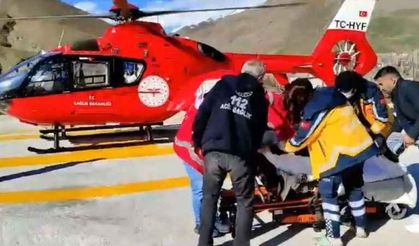 76 yaşındaki hasta için ambulans helikopter havalandı!