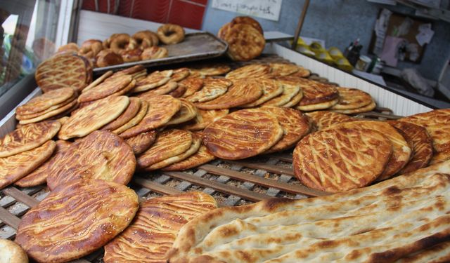 Van’da Zam Fırtınası: Simit ve Van Çöreği de Fiyat Artışından Nasibini Aldı