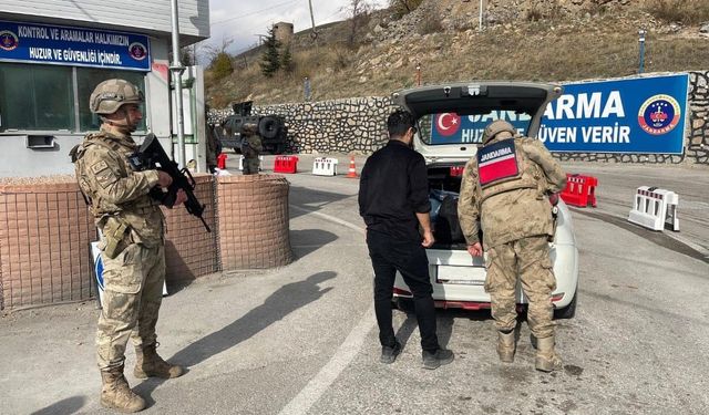 Van’da Jandarma Operasyonlarında 14 Kişi Tutuklandı