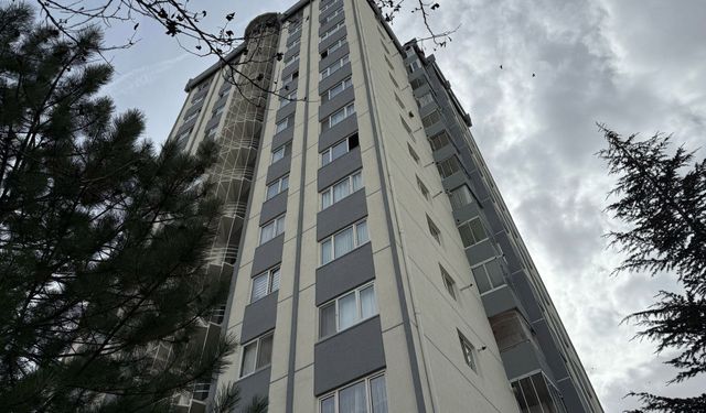 14. Kattan Düşen Kadın Hayatını Kaybetti, Sevgilisi Gözaltına Alındı
