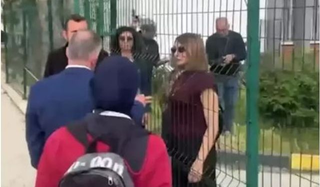 Başörtülü Öğrenciye Engel, Bakanlık Yetkilisine Kapı!