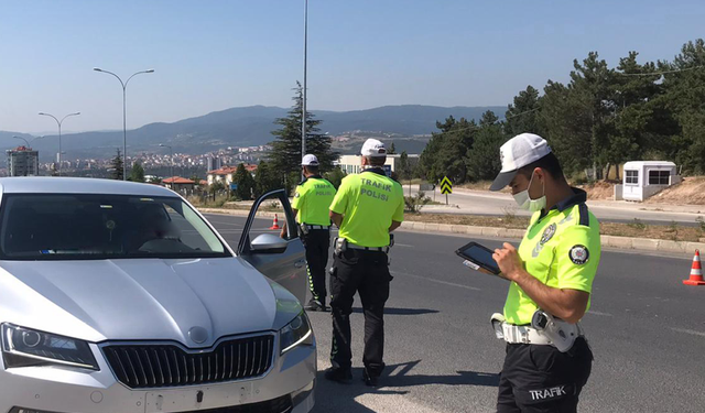 Bakan Yerlikaya: "Trafikte takip mesafemizi koruyalım"
