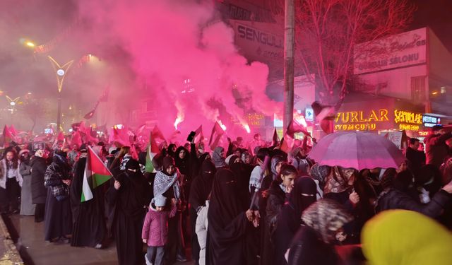 Van’da Gazze İçin Yürüyüş Düzenlendi