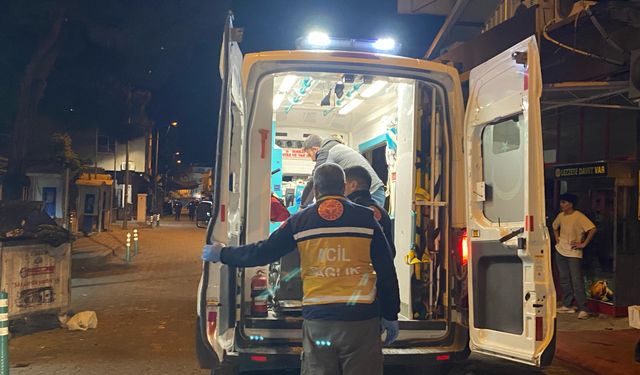 Eşini Bıçaklayarak Öldüren Zanlı, Kızını da Yaraladı
