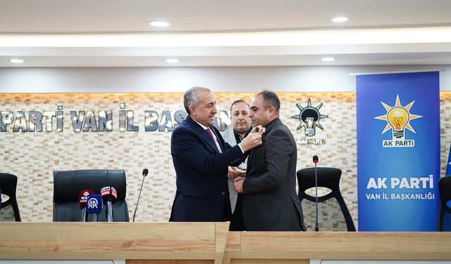 AK Parti Van İl Başkanlığı’nda Büyük Katılım Heyecanı
