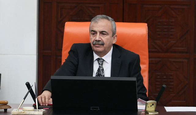 Sırrı Süreyya Önder’in sağlık durumu nasıl? Doktorlarından açıklama geldi