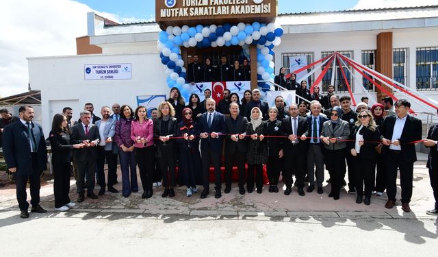 Van YYÜ'de ‘Mutfak Sanatları Akademisi' açıldı