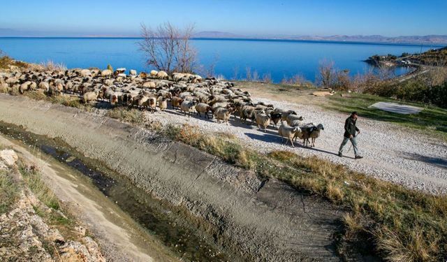 Van’da 2800 yıllık kanal kurudu