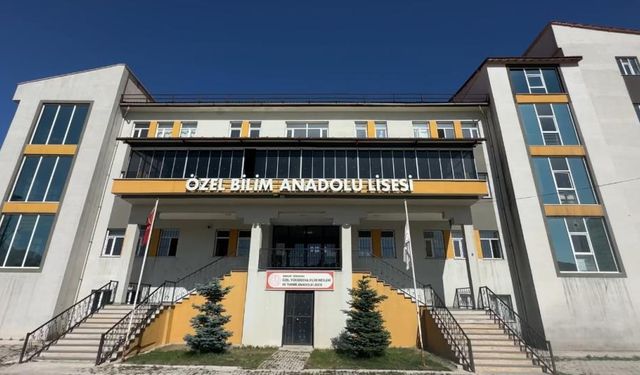 Hakkari'de 1 Okulda Sınava Giren Öğrenci Sayısı Herkesi Şaşırttı