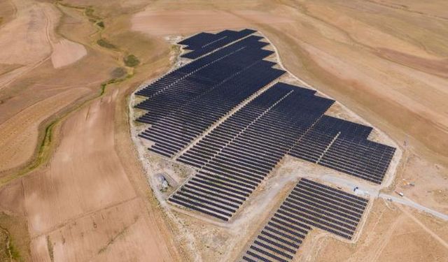Van'da güneş enerjisi santrali projesi hayata geçirildi