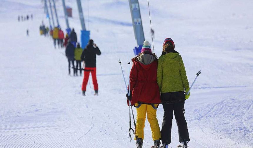 Van Abalı Kayak Merkezi’nde Sezon Erken Kapandı